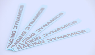 RACING DYNAMICS Echtmetall-Schriftzug